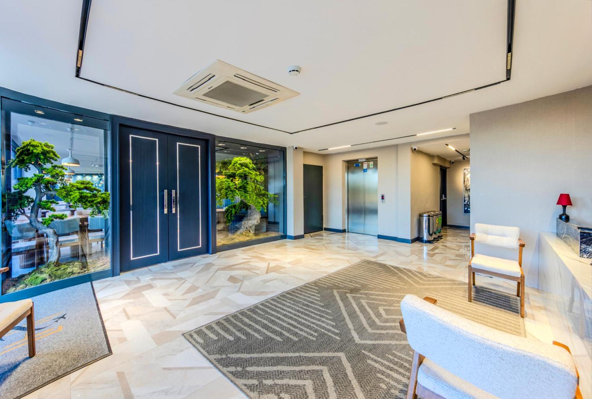 Heaven Premium Hotel Restaurant & Airport Shuttle Arnavutkoy Экстерьер фото